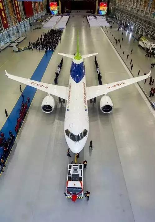 热血无赖飞机场在哪热血无赖，翱翔天际的飞行之旅