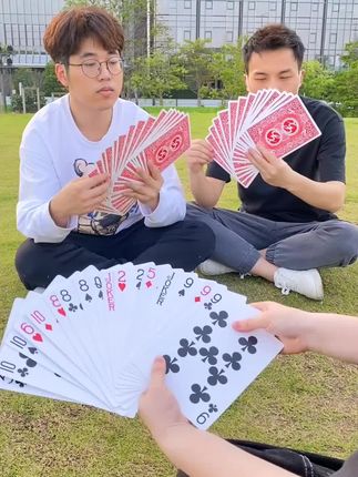 打扑克游戏的文化内涵与误解解析